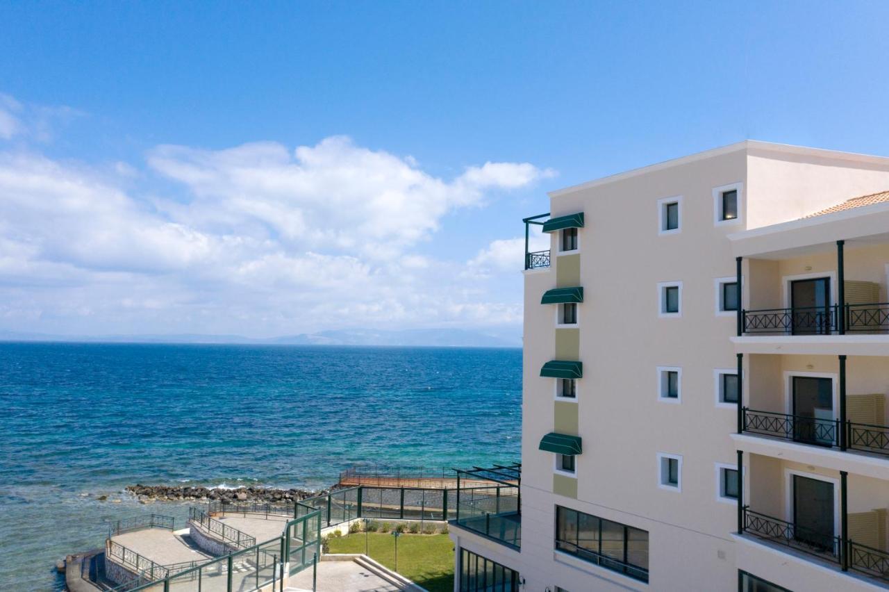 Ramada By Wyndham , Athens Club Attica Riviera מלון