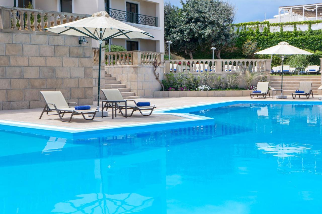 Ramada By Wyndham , Athens Club Attica Riviera מאטי