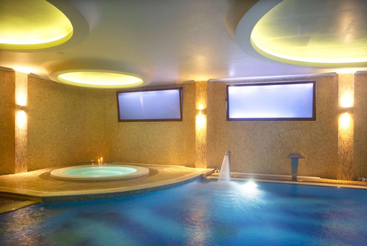 מלון Ramada By Wyndham , Athens Club Attica Riviera